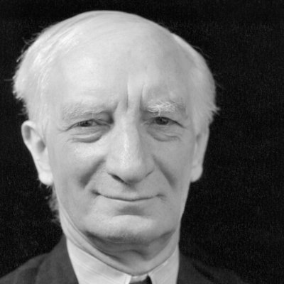 človek na fotke je William Beveridge