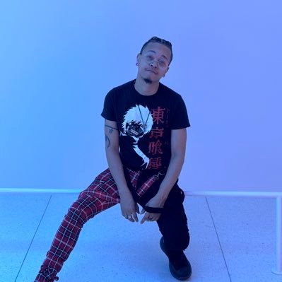 XaddyMav's profile picture. Random thoughts 💭 | nerd shit 🤓| gaymer 🕹 PSN: KvngKirby | SW-5868-7065-9589 💖 313 🏠 713 ; Don’t judge, I be horny