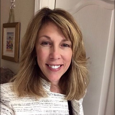 MrktngLisa's profile picture. Marketer. Storyteller. Lover of the outdoors, time with family and running. Wife+Momx3. My tweets are my own.