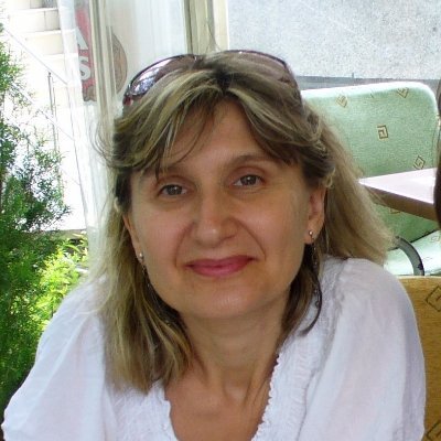 b_bilyana's profile picture. Linguist. Believer. Thinker. Dreamer :)