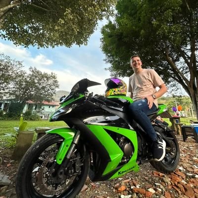 Alcideskormann_'s profile picture. 