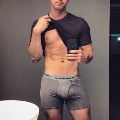 HunterTheBttm's profile picture. 