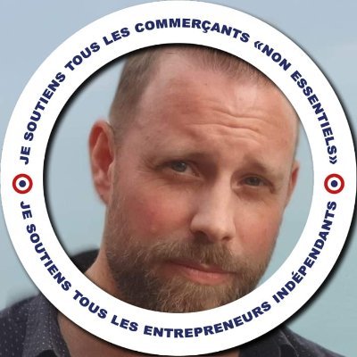 homme sérieux,aime les voyages,le cinéma,faire du vélo,la cuisine, et ici pour trouvé l’âme sœur🥰