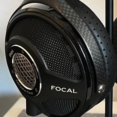 This is the official Twitter Account for the online shop https://t.co/Df2HE4mgTM. Contact me for product or shipping information or anything else you like to talk about.