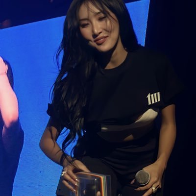 ISFJ 🧡 Fan account; officially married to Hwasa! Personal account: @iambarrah928