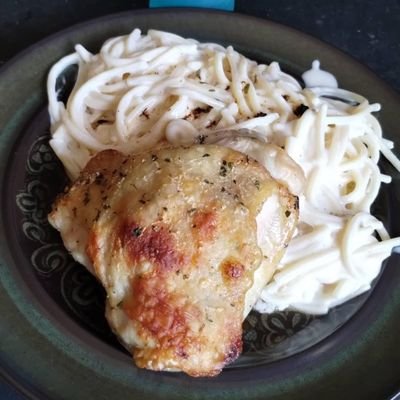 LunaChase99's profile picture. 