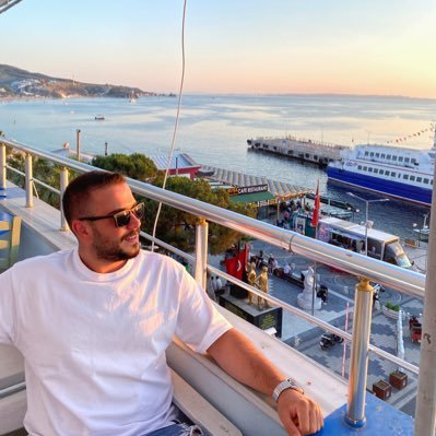 SametOzlp's profile picture. 