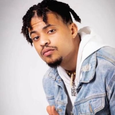 ZainabAdams19's profile picture. 