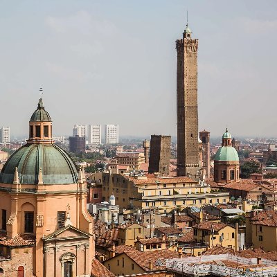 #Bologna la Dotta, Bologna la Grassa... Condividiamo le ultime #Notizie della Citta' e Provincia.