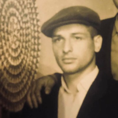 kgenc's profile picture. insan...