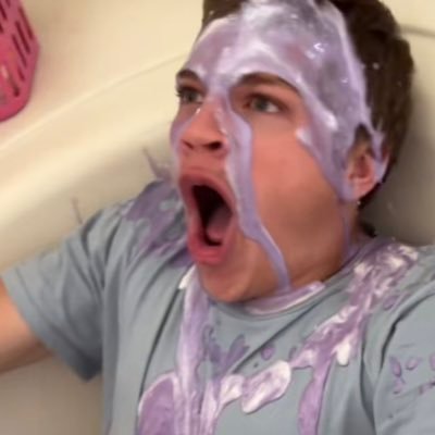 lazycvc's profile picture. 