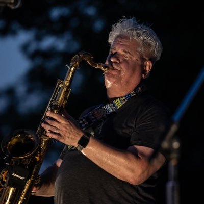 I play sax in @theDelarcos