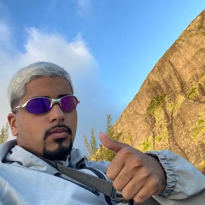 Ainda q eu ande pelo vale da sombra da morte nada temerei 🙏/ Evolua antes q o planeta Terra todo te mate 🌪