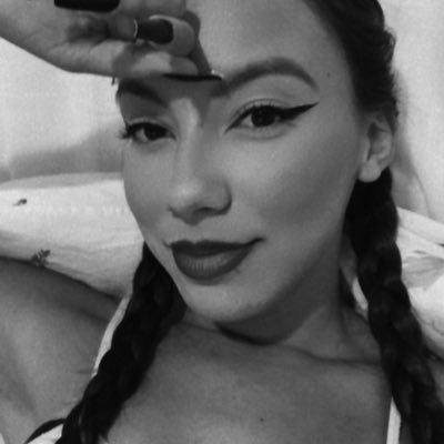 julhaajulha's profile picture. trouxa, flamenguista e alucinada 🐆