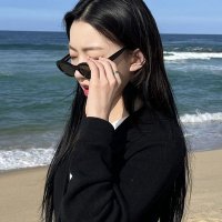 yena ★ (@int6wte) 's Twitter Profile