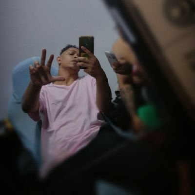 Richardgom6's profile picture. Maktub