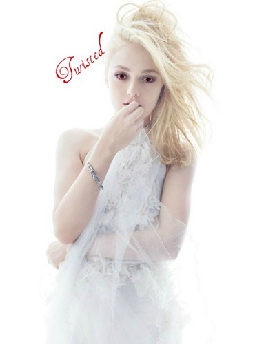 The most feared of the Volturi Guard. I will be your worst nightmare. And I will enjoy it. Sister of @_NumbYourHeart_. Verified Official RolePlayer (18+)