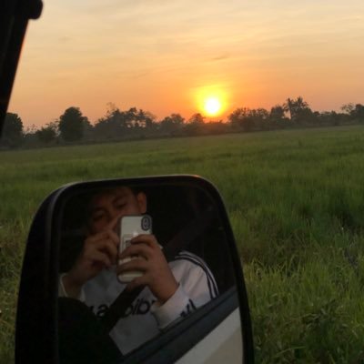 🌗