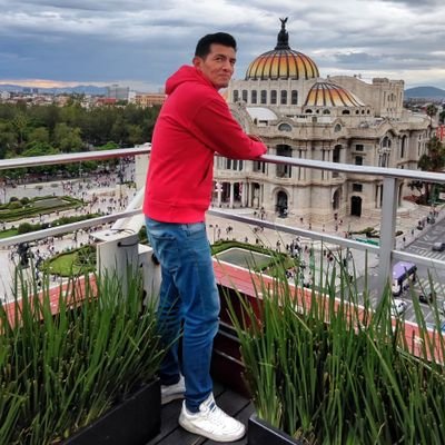 Womx's profile picture. Provocador de twiteros, cercano a la patria y alejado de los medios