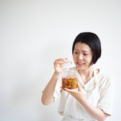 料理家/発酵マイスター。発酵食品や旬の野菜のレシピをつくってます。レシピ、ときどきMr.Children。 instagram: https://t.co/AGnOWFx4Zs