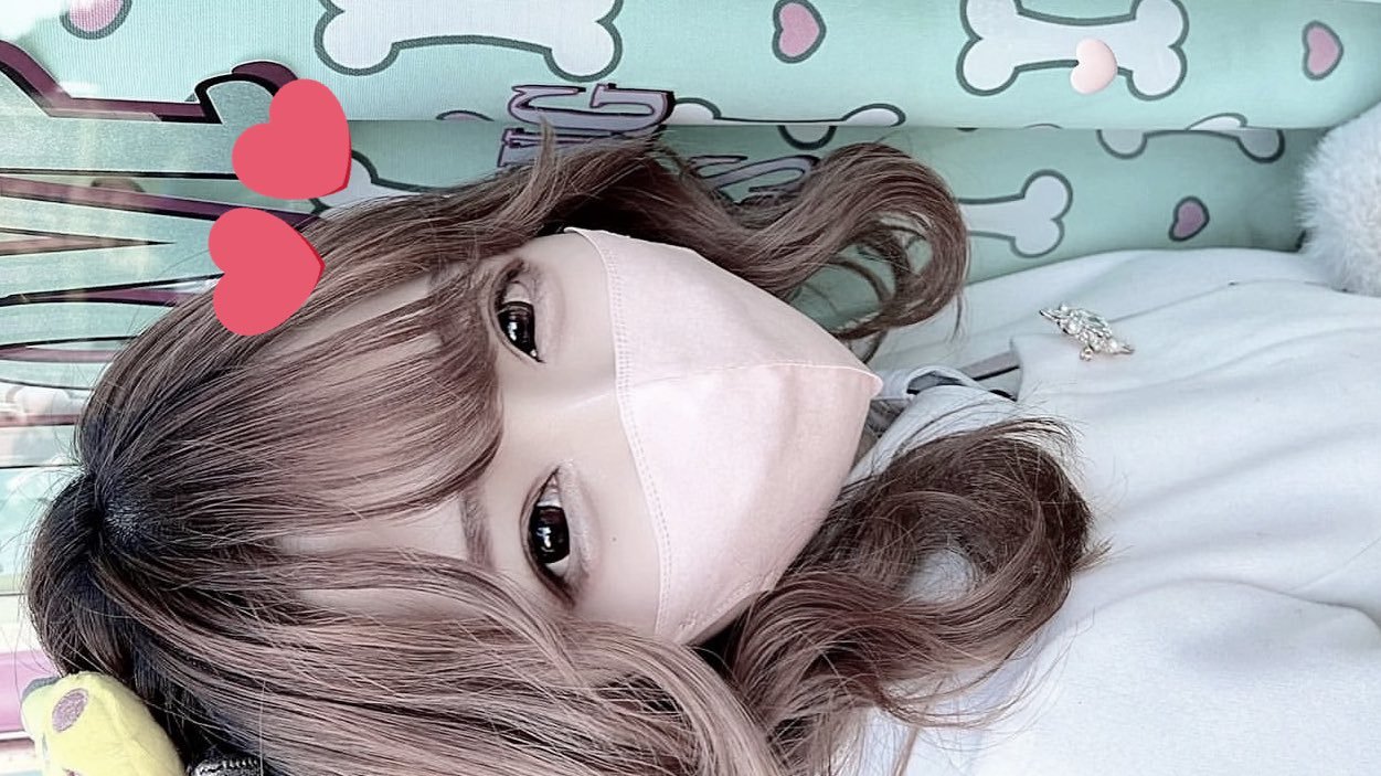 25歳/趣味はお買い物/六本木オフィス勤務/フォローしてくれた人だけにDMでPayPayを稼げる情報教えるねん♡
