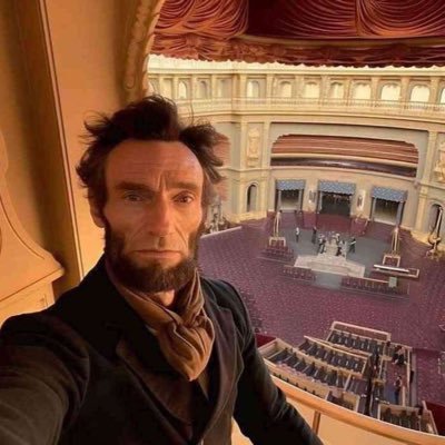 frosdemon's profile picture. turn my name backwards it says swag