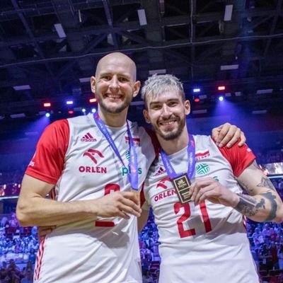 Fan account #gangłysego
#skijumpingfamily 💙VOLLEYBALL🧡Jastrzębski Węgiel ❤ Marvel💛Friends 💚POLAND⚪🔴