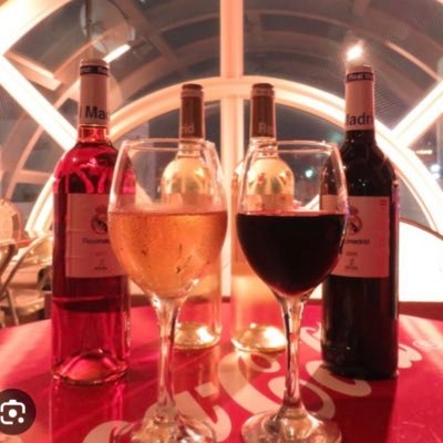 matsuyama_bace's profile picture. 愛媛県松山市にあるbar、松山 baseです。 ちょこちょこと内装や出来事を載せていきたいと思っております。 松山でしっぽり落ち着いて飲める、大人の隠れ家的barはここで決まり！是非ご来店下さい！