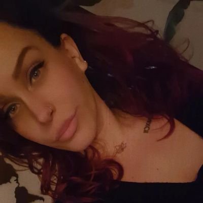 Irismellow_'s profile picture. 𝓓𝓸 𝓽𝓱𝓮 𝓮𝓪𝓻𝓽𝓱 𝓪 𝓯𝓪𝓿𝓸𝓻 𝓭𝓸𝓷'𝓽 𝓱𝓲𝓭𝓮 𝔂𝓸𝓾𝓻 𝓶𝓪𝓰𝓲𝓬🌱