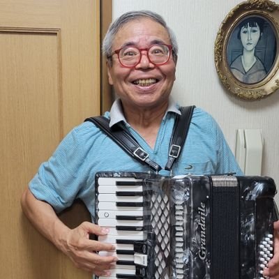 hi1ro2shi3ne's profile picture. 【経歴】府立北野高卒→京都大心理学科卒→竹中工務店卒→吉本興業NSC34期卒→漫才師兼読書ﾋﾟﾝ芸人M1準優勝「さや香」と同期。心斎橋大学院卒。趣味🎹ｱｺ-ﾃﾞｵﾝ📕吉村萬壱、赤松利市、佐川恭一、西村賢太(敬省略)腹話術。70 年間🐯
タイガースファンYoutube『西山工務店ﾁｬﾝﾈﾙ』活動中登録お 願いします