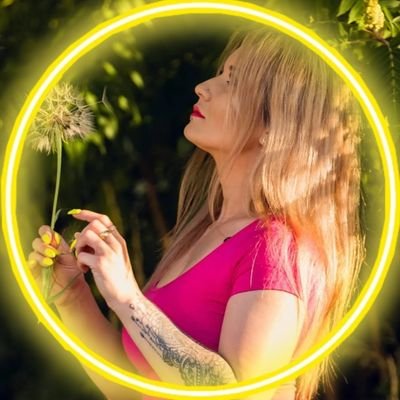 Niewyparzona's profile picture. PUDI
Pisząca-praktykująca.
Widzę, słyszę, piszę!
IG/FB-Niewyparzona_Pudernica
Pisarka