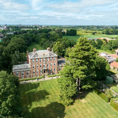 Owned by the @nationaltrust, this four-red star #YorkLuxuryHotel, spa & fine dining restaurant is set in 20 acres of gardens & parkland near York racecourse.