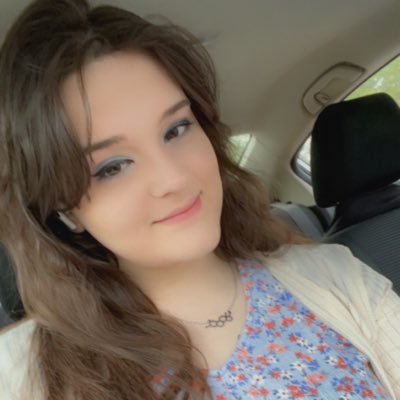 Hey, I’m Autumn. and as you can see, I’m best girl. we like to do a little posting. I’m also kind of a nasty bitch. Not formally known as @fashsmasher
