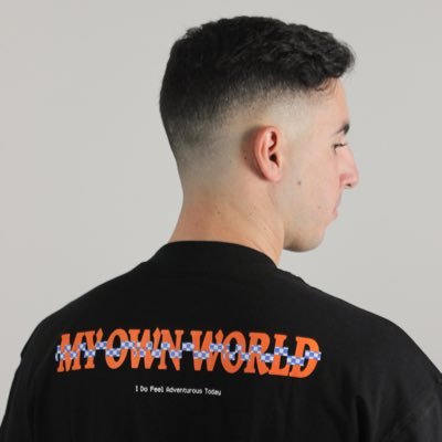 Antonio_FG31's profile picture. 🎧DJ🎧
'La vida es una Charlotada'
Instagram: https://t.co/Ub3dRJ3y7F