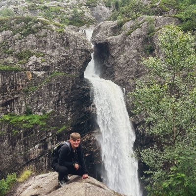 AjSpencer_4's profile picture. 
