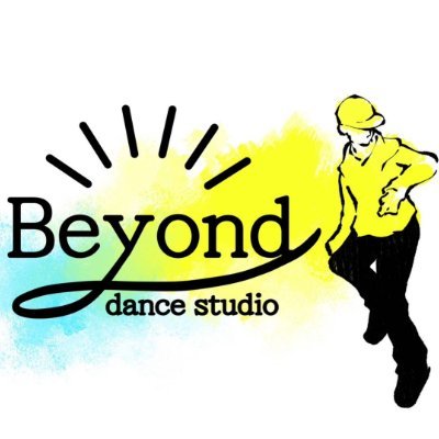 アメ村三角公園すぐ横のレンタルスタジオ🕺
38㎡で10人でダンスができる広さのスペース🏠
ダンス💃・ヨガ🧘♀・トレーニング・
ライブ前のリハ・チェキ会・ライブ配信・ダンス動画撮影📹など使い方はおまかせ!
単発でのご利用はもちろん、定期利用で教室を始めたい方にもぴったりなスタジオ!
↓以下HPリンク