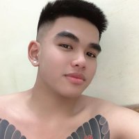Nguyễn (@nguynqu33355315) 's Twitter Profile