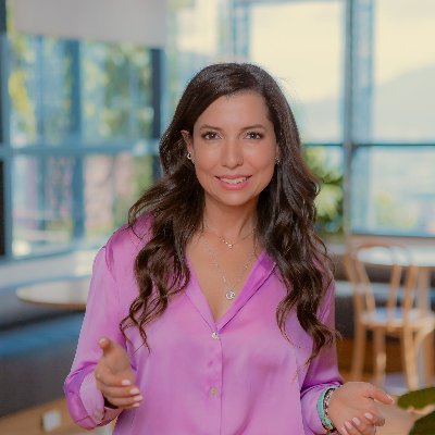 alejandrazuleta's profile picture. CEO & founder @furoreee - Agencia digital, apasionada por la estrategia y el marketing digital