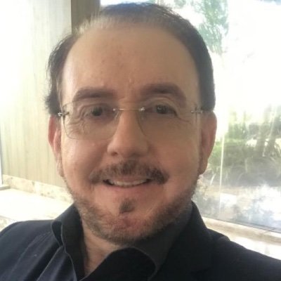Brasileiro, nordestino, Sertãozinho/PB, cidadão natalense, Procurador do Estado, ex-Cons OAB, ex-presidente ASPERN,ex-PGE/RN (2010;2019/2022), torcedor do Mecão