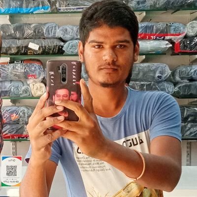 RajuAvirenu1's profile picture. Royal fan of prabhas