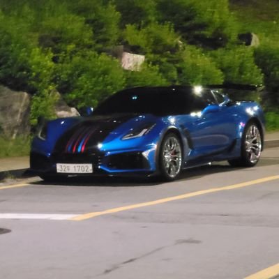 gimsang93554062's profile picture. 이제는 연륜과 성숙미 있는 여자가 좋다.
뚱뚱해도 못생겨도 
나도 그리 잘나지 못했으니 ...
리트윗은 정중히 사양 합니다.
#4n #5n #6n
#뚱녀좋앙 #중년