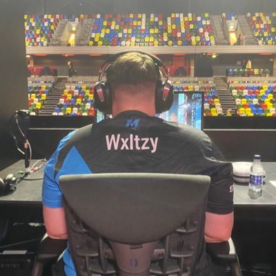 Wxltzy Profile Picture