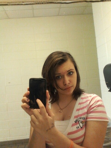 brit_and_jess's profile picture. Hola, im brit Im 15(: i am the biggest kid ever I still watch elmo and barney please please follow me:) ps. I dont bite:) 5*19*11 3baby:)