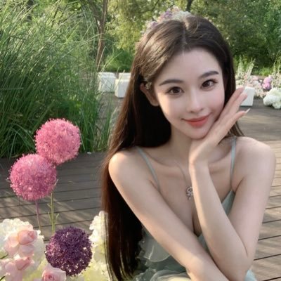 | 玄学小魔女|爱玩雷诺曼 占卜行情供娱乐参考|发掘赚钱密码 撸优质空投 NFT 投研 | #Bitcoin | #ETH | 记录生活 | 人美声甜 | 靠近我会获得幸运✨