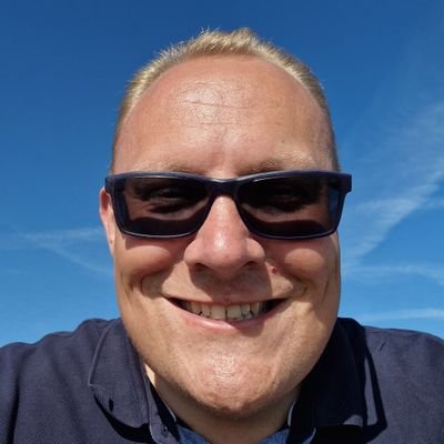 andreaskrug's profile picture. Papa 3.0 inkl. Zwillings-Upgrade, Unternehmer, Dipl.-Inf., Blau-Gelb-Weißer Fußballfan, AR-Vorsitzender FCC, 49ers, established since 1985.