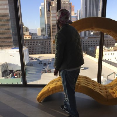 Entrepreneur/Real Estate Investor/Airbnb(SuperHost)/Actor/Writer