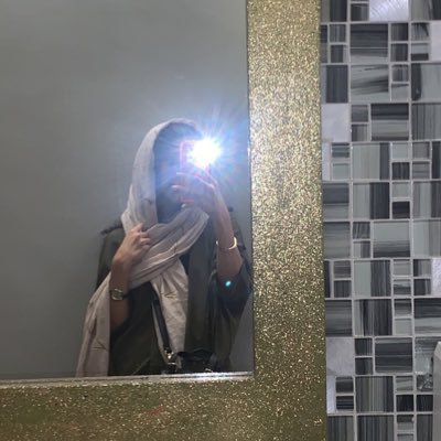 D_maria10's profile picture. It's your life ،don't let others tell you how to live it❣️. UPM📚#cybersecurity 👩🏽‍💻.