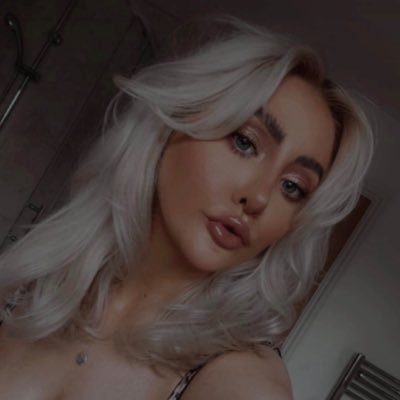 ellie_ynwa's profile picture. sorry i’m unbearable | YNWA | TikTok: joeyginger | IG: ellie96amy