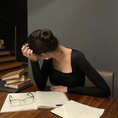 vannahong72's profile picture. 