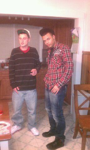 EZwid3RMaN's profile picture. 